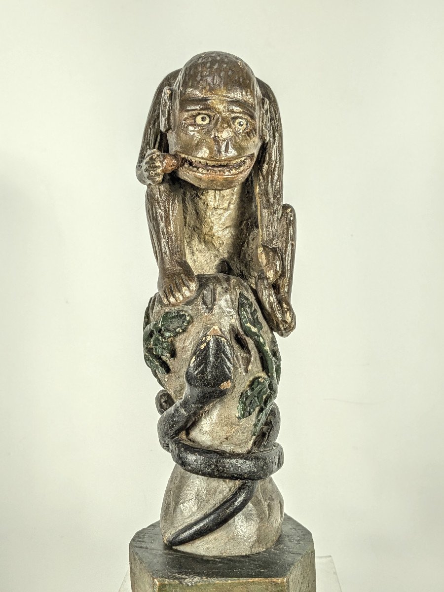 Grimacing Monkey - Folk Art Late 19th Century Carved Wood