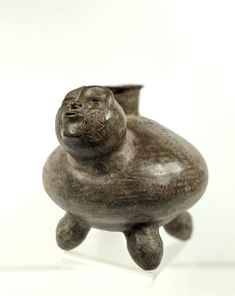 Whistling Anthropomorphic Vase - Tairona Culture, Colombia 11th-16th Century-photo-2