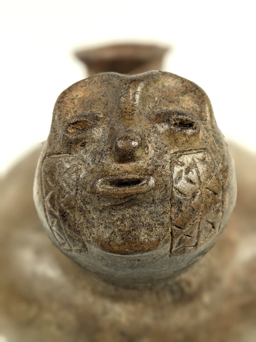 Whistling Anthropomorphic Vase - Tairona Culture, Colombia 11th-16th Century-photo-3