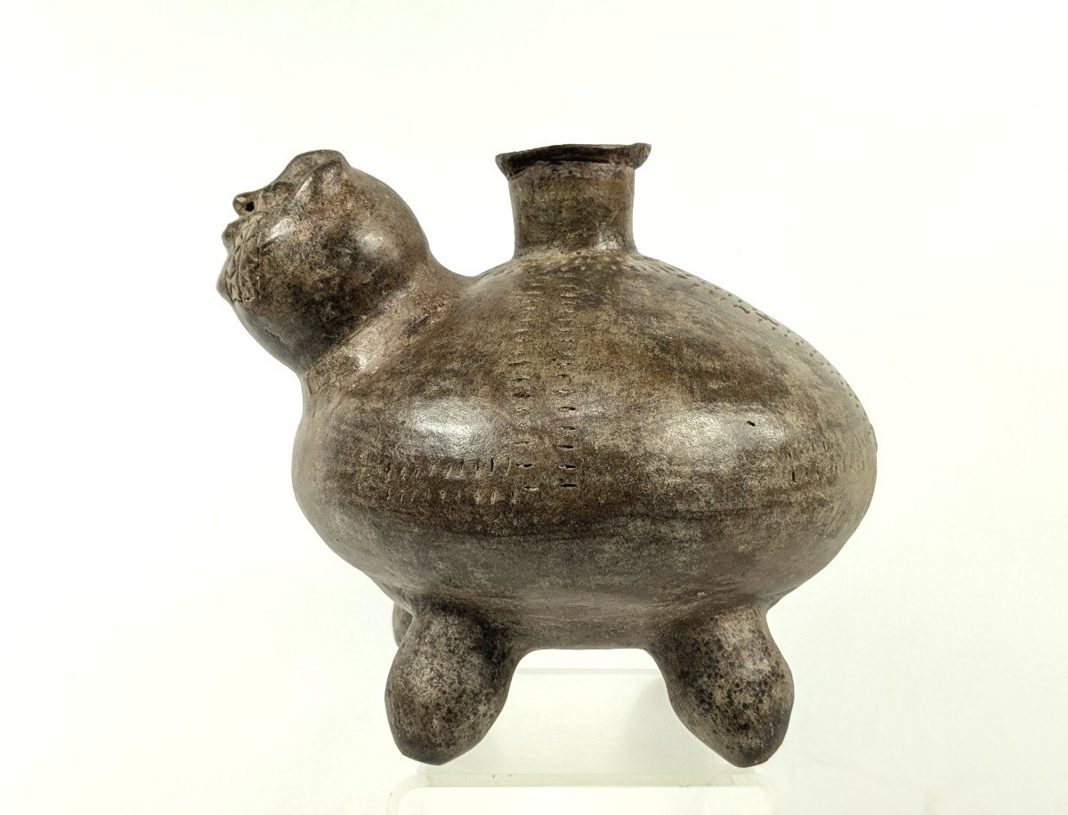 Whistling Anthropomorphic Vase - Tairona Culture, Colombia 11th-16th Century