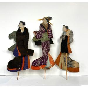 Geisha And Her Followers - 3 Puppets Japan - Oshi-e - Meiji 19th Century