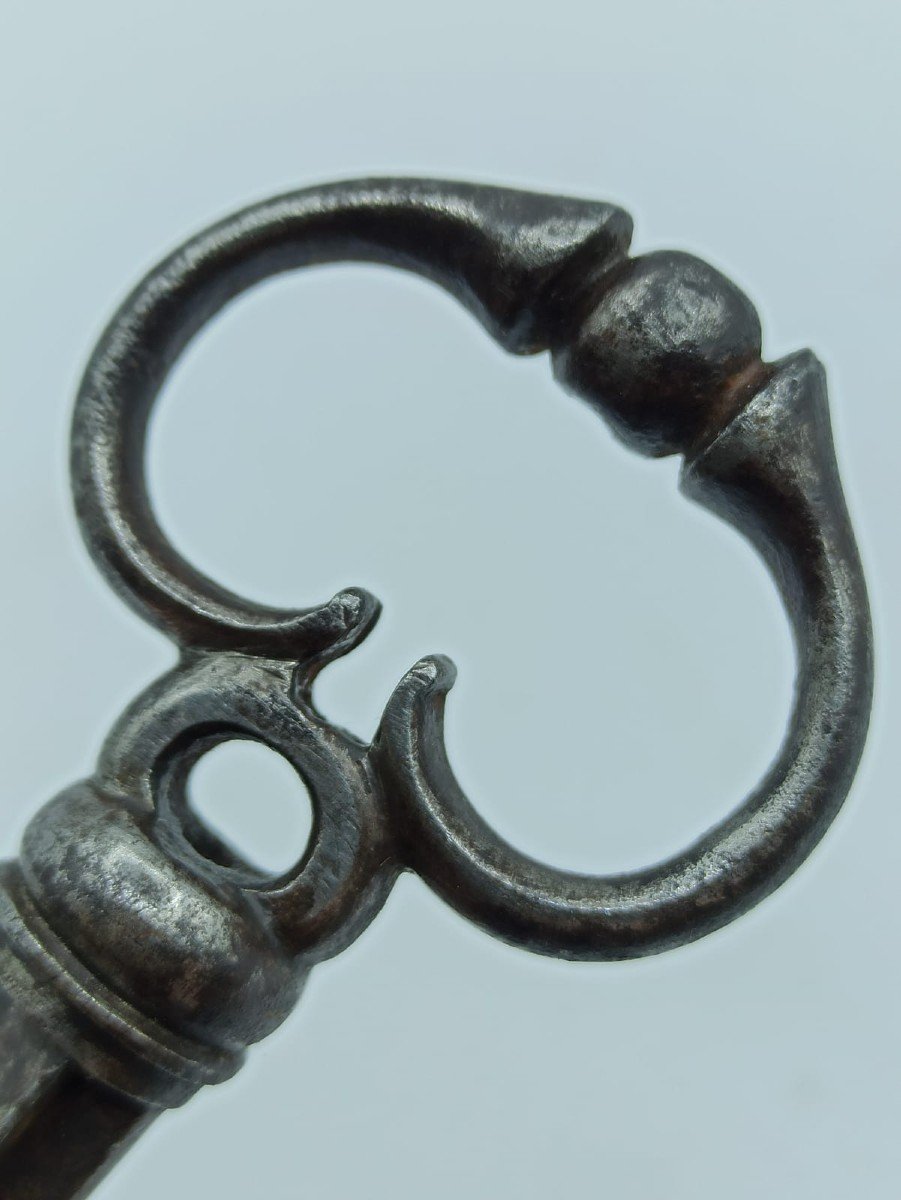 Key In Forged Iron-photo-4