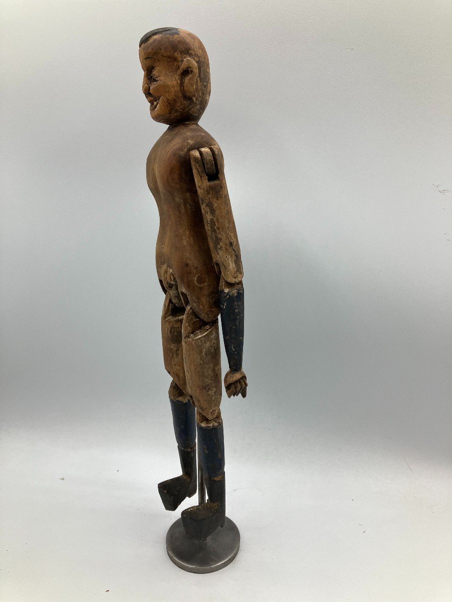 Articulated Wooden Mannequin-photo-2