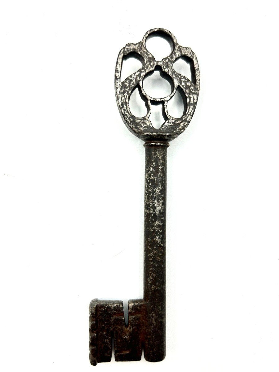 Iron Key-photo-3