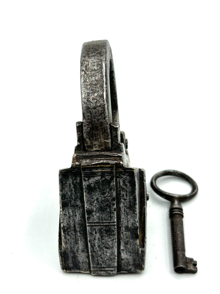 Iron Padlock Forged-photo-3