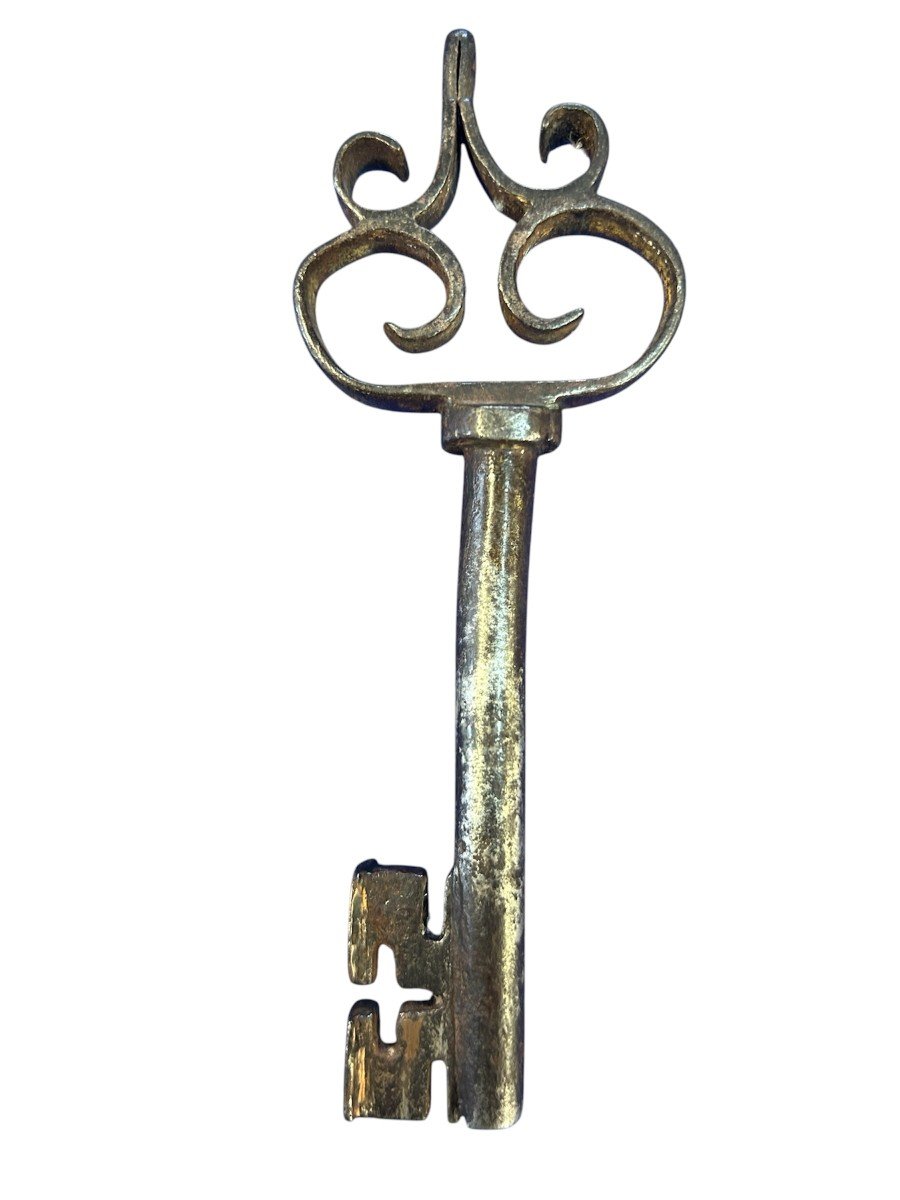 Iron Key-photo-2