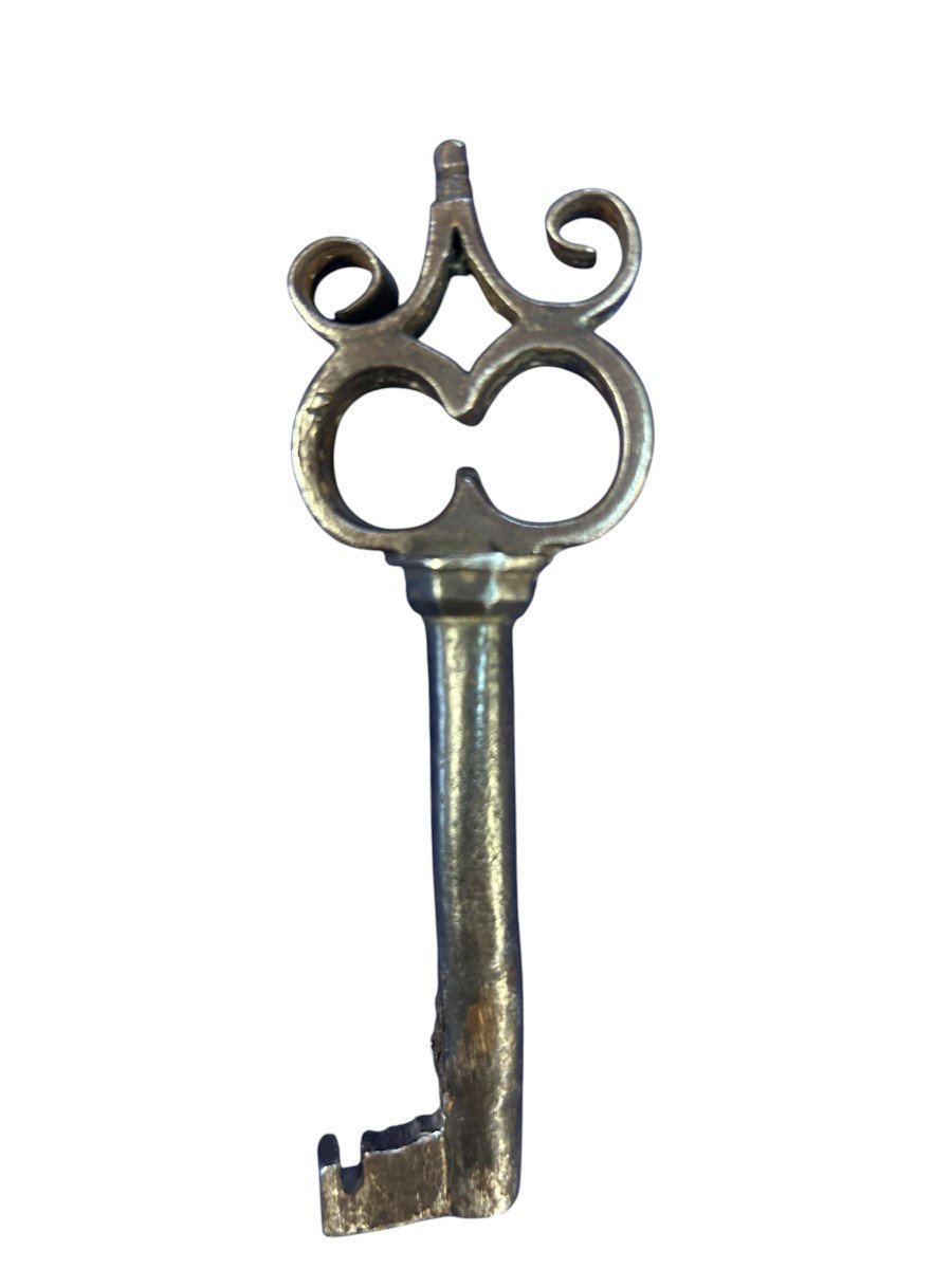 Iron Key-photo-2