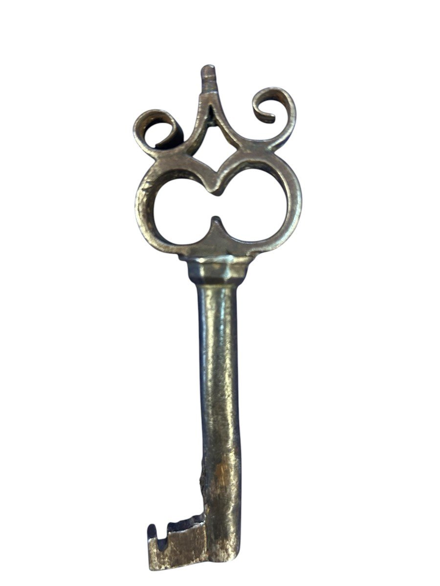 Iron Key-photo-3