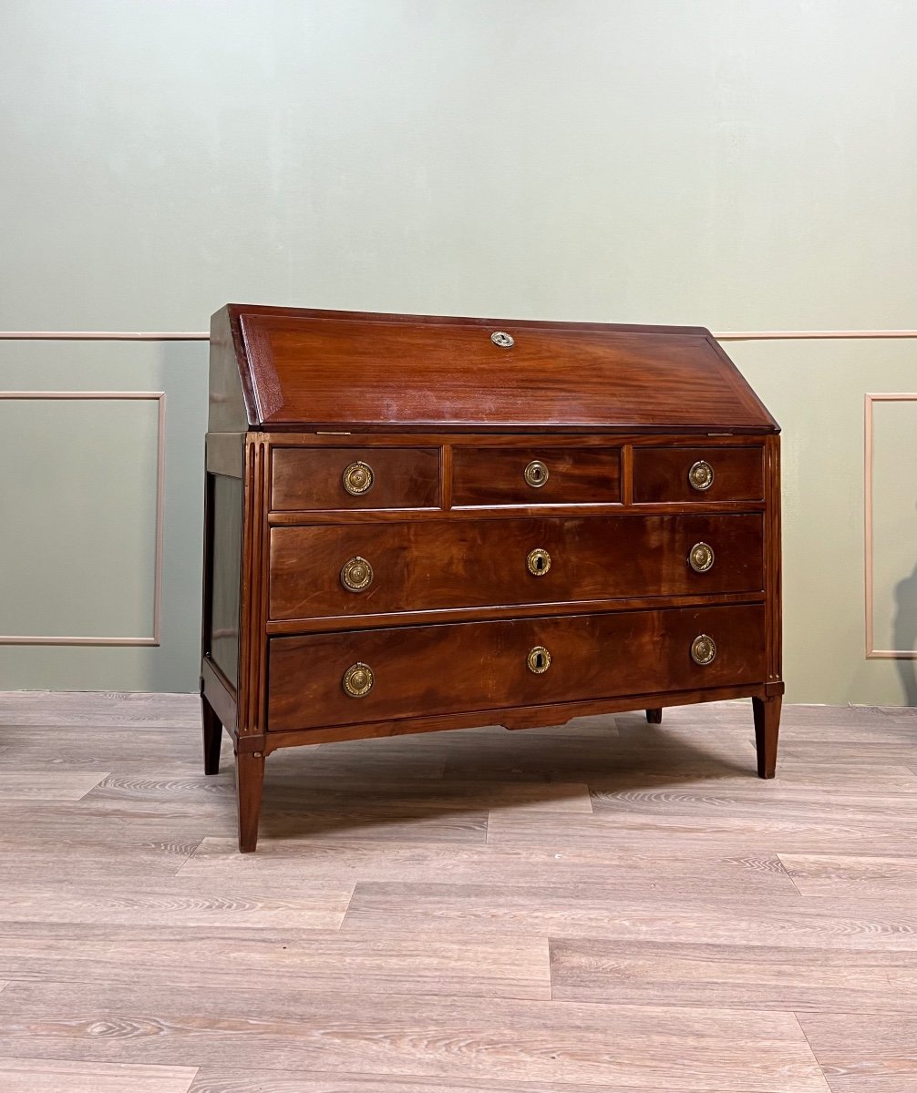 Louis XVI Period Scriban Commode In Solid Mahogany, Port Work 18th Century  