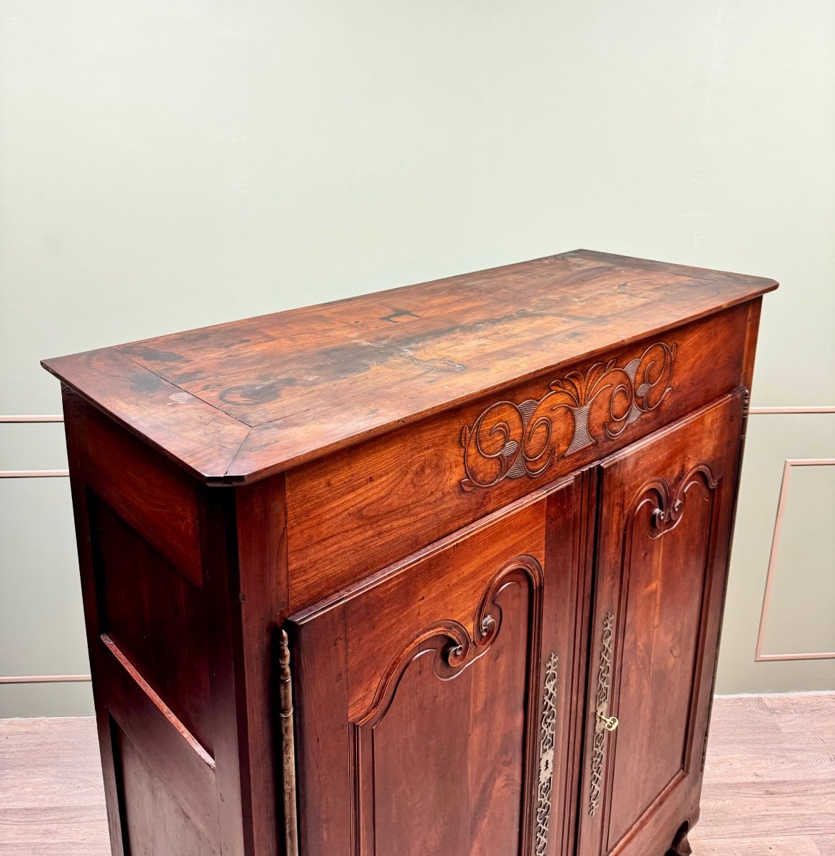 Three Quarter Wardrobe In Walnut Louis XV Style XIX Eme Century -photo-1