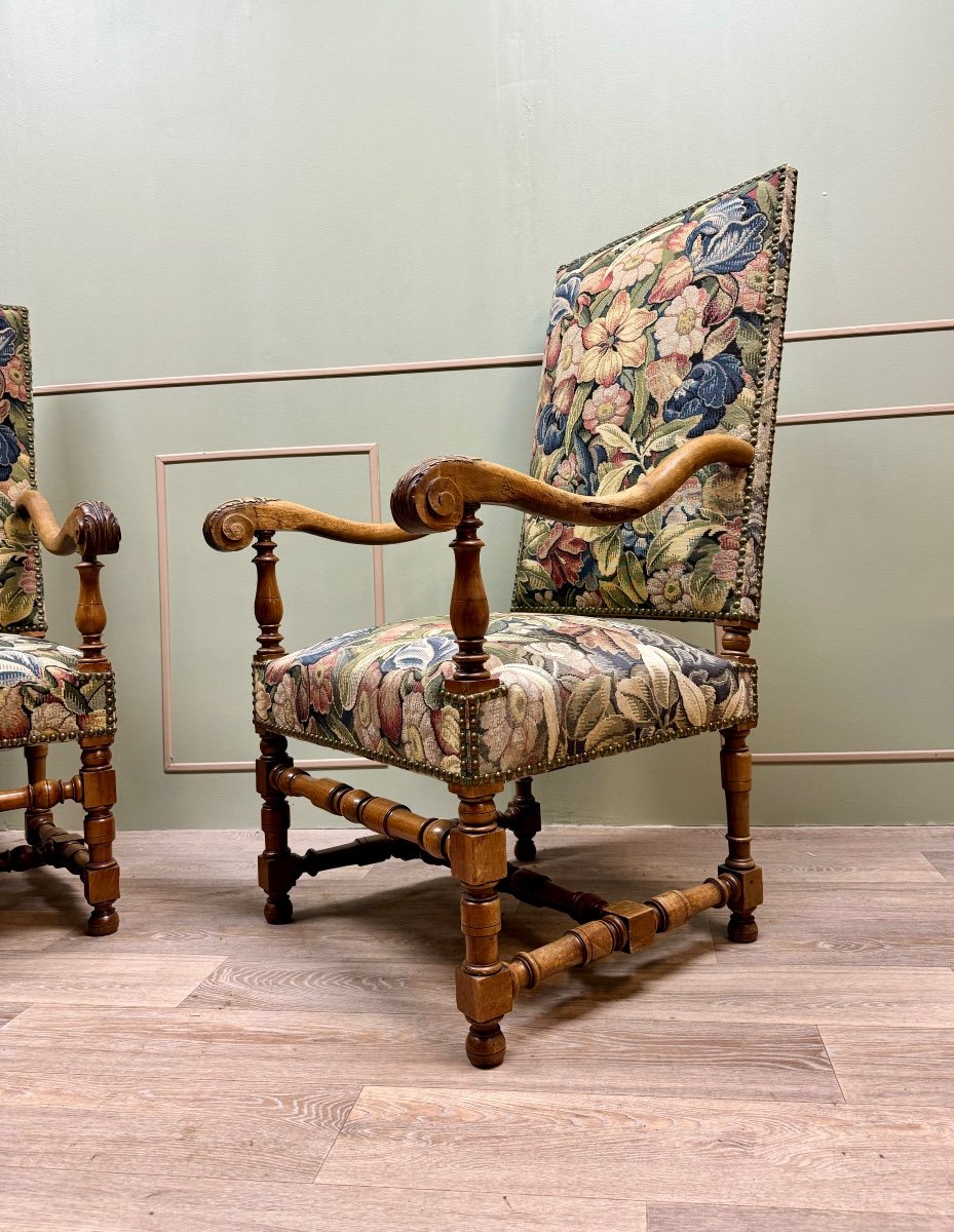 Pair Of Louis XIII Style Walnut Armchairs XIX Eme Century -photo-4