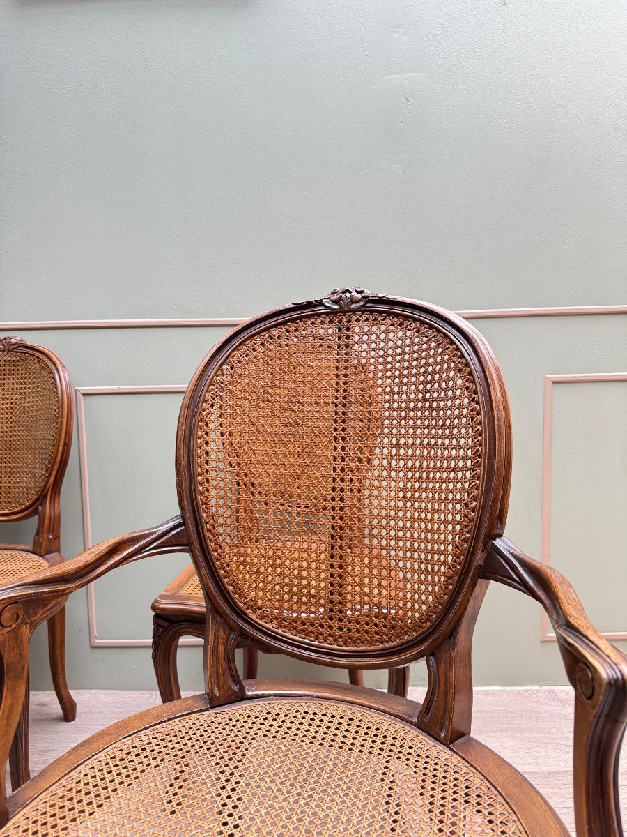 Paire de fauteuils et deux chaises cannées en bois naturel de style Louis XV XIX eme siècle -photo-2