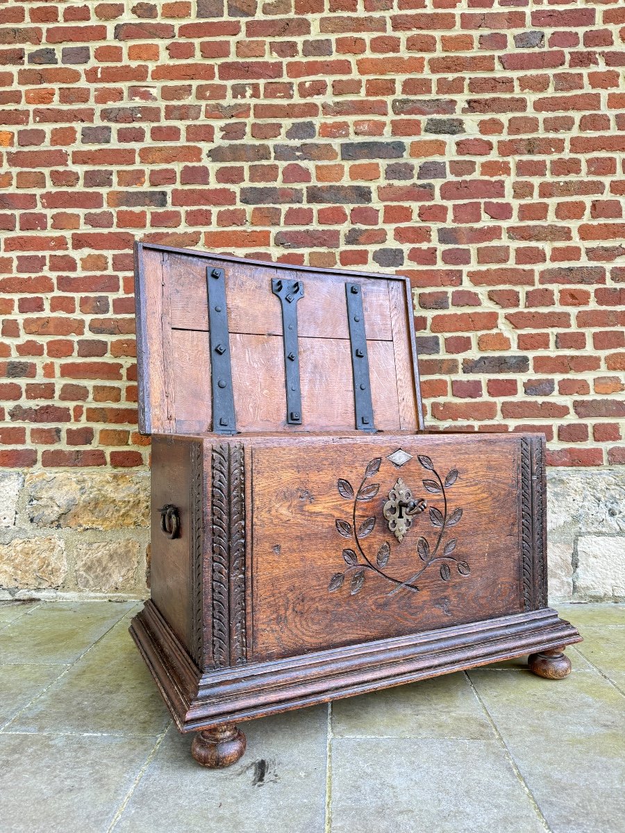 Chest In High Period Oak From XVII Eme Century -photo-3