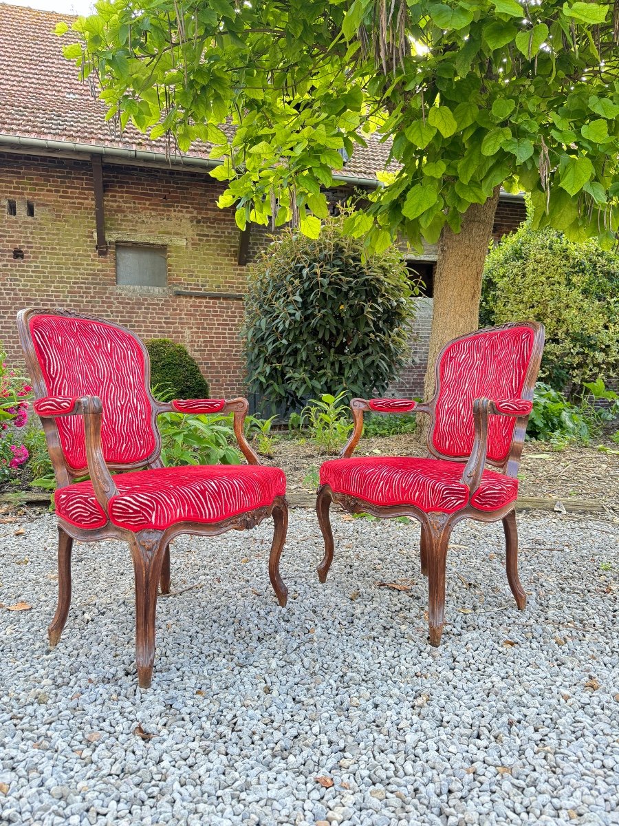 Amand Henri Pair Of Cabriolet Armchairs In Stamped Beech, Louis XV Period -photo-3