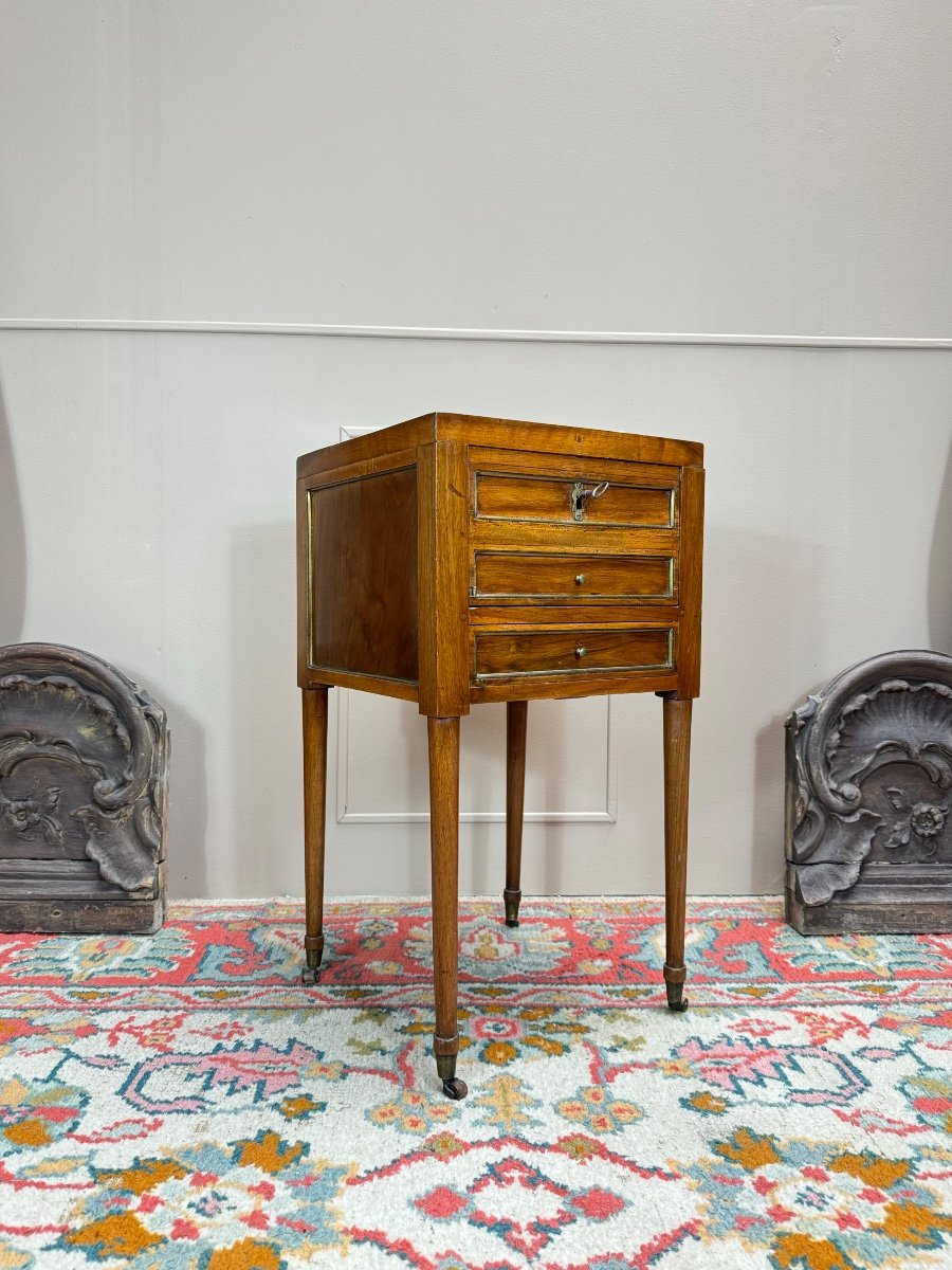 Louis XVI Mahogany Coffee Table, 18th Century 