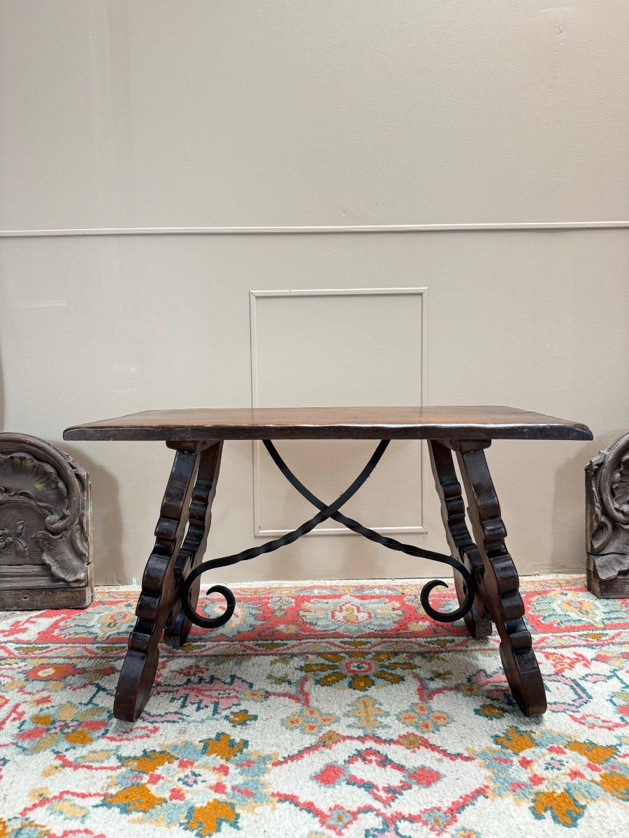 Spanish Walnut Coffee Table In Renaissance Style 19th Century -photo-3