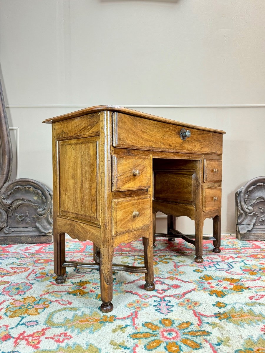 Mazarin Desk In Walnut And Oak From The Louis XIV Period, 18th Century -photo-4