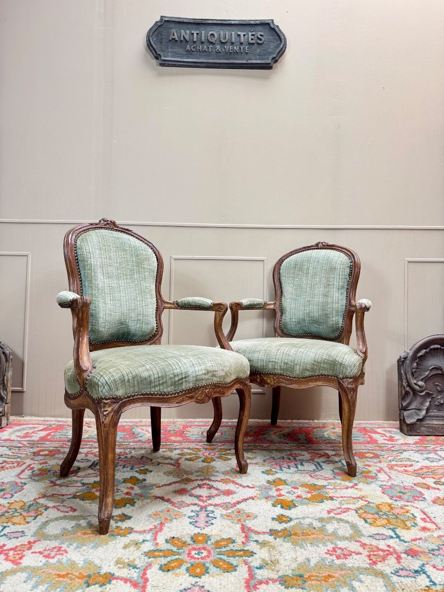 Paire De Fauteuils Cabriolet En Bois Naturel D’époque Louis XV XIII Eme Siècle -photo-2