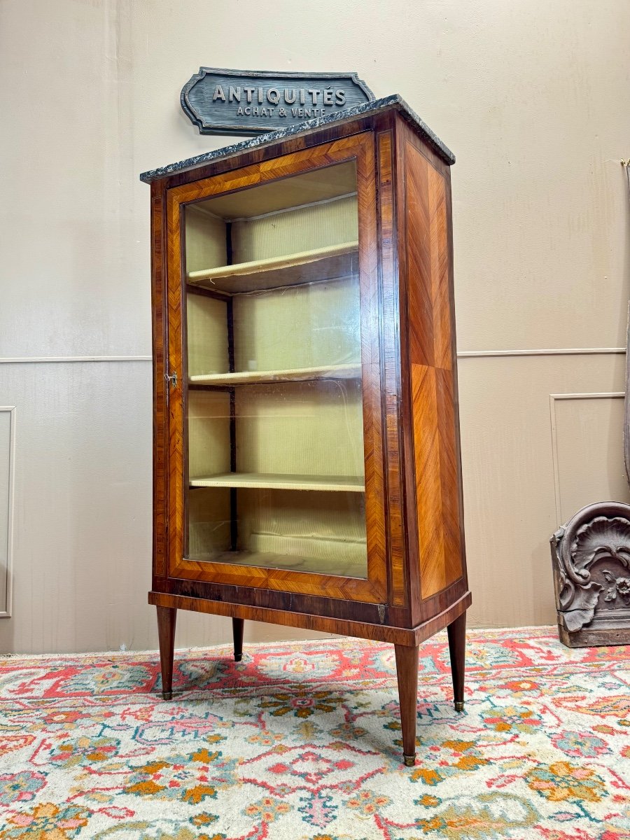 Louis XVI Marquetry Display Cabinet, 18th Century -photo-3