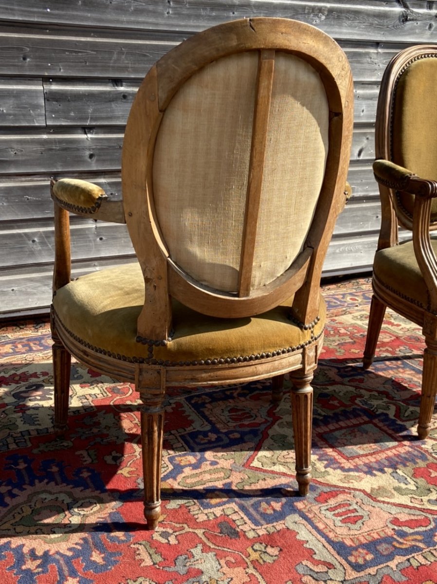 Paire De Fauteuils Médaillon D’époque Louis XVI -photo-3