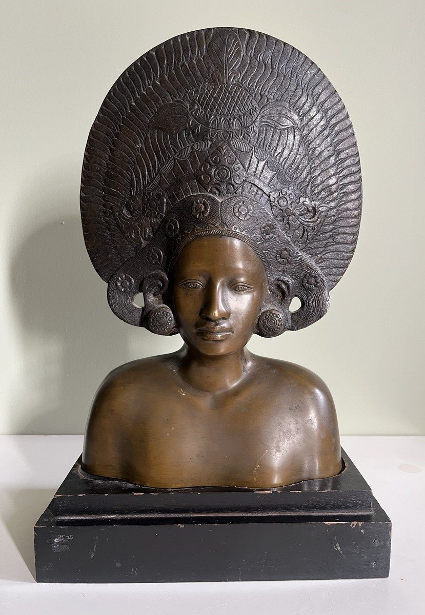 Bronze Bust On Its Base - Balinese Dancer - Circa 1930