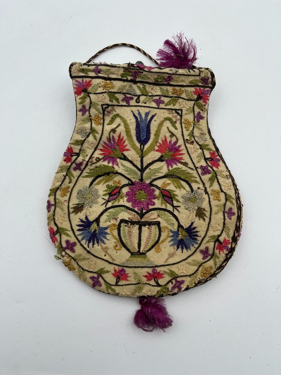 19th Century Ottoman Embroidered Wool Purse - Turkey - Circa 1840-photo-2