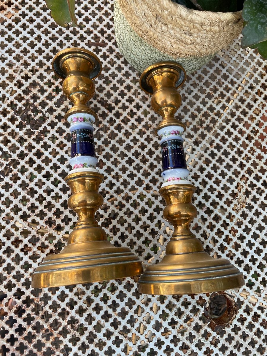 Pair Of Paris Porcelain Candlesticks-photo-3