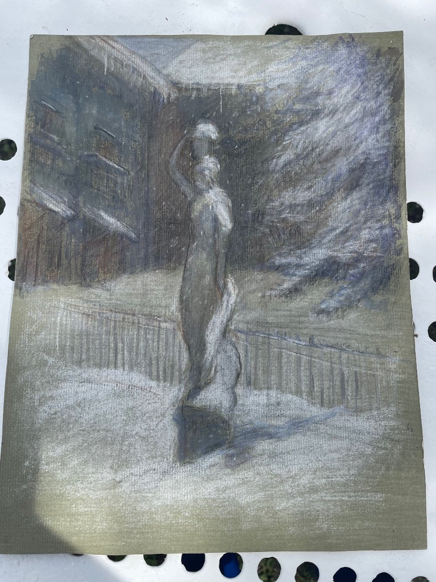 Statue De Jardin :pastel -photo-1