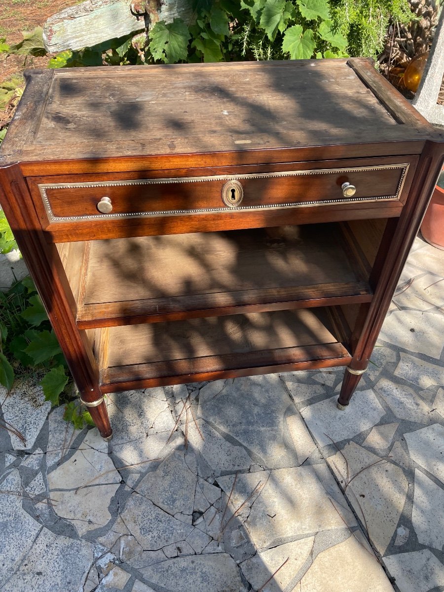 Small 18th Century Louis XVI Commode-photo-3