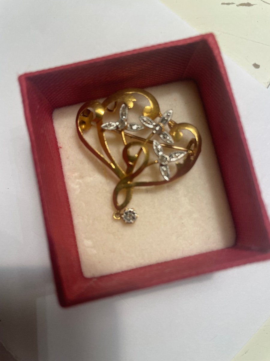 Broche Or Et Roses 
