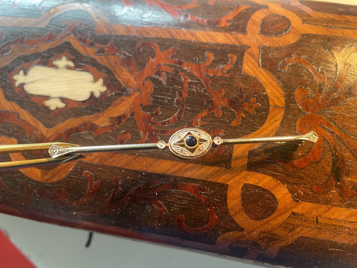 Sapphire And Roses Gold Tie Bar -photo-4