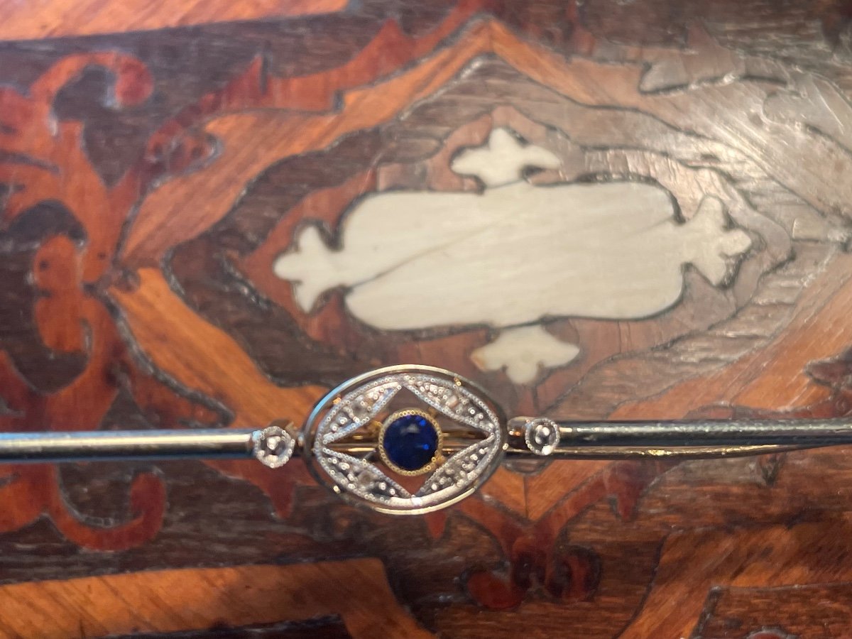 Sapphire And Roses Gold Tie Bar 