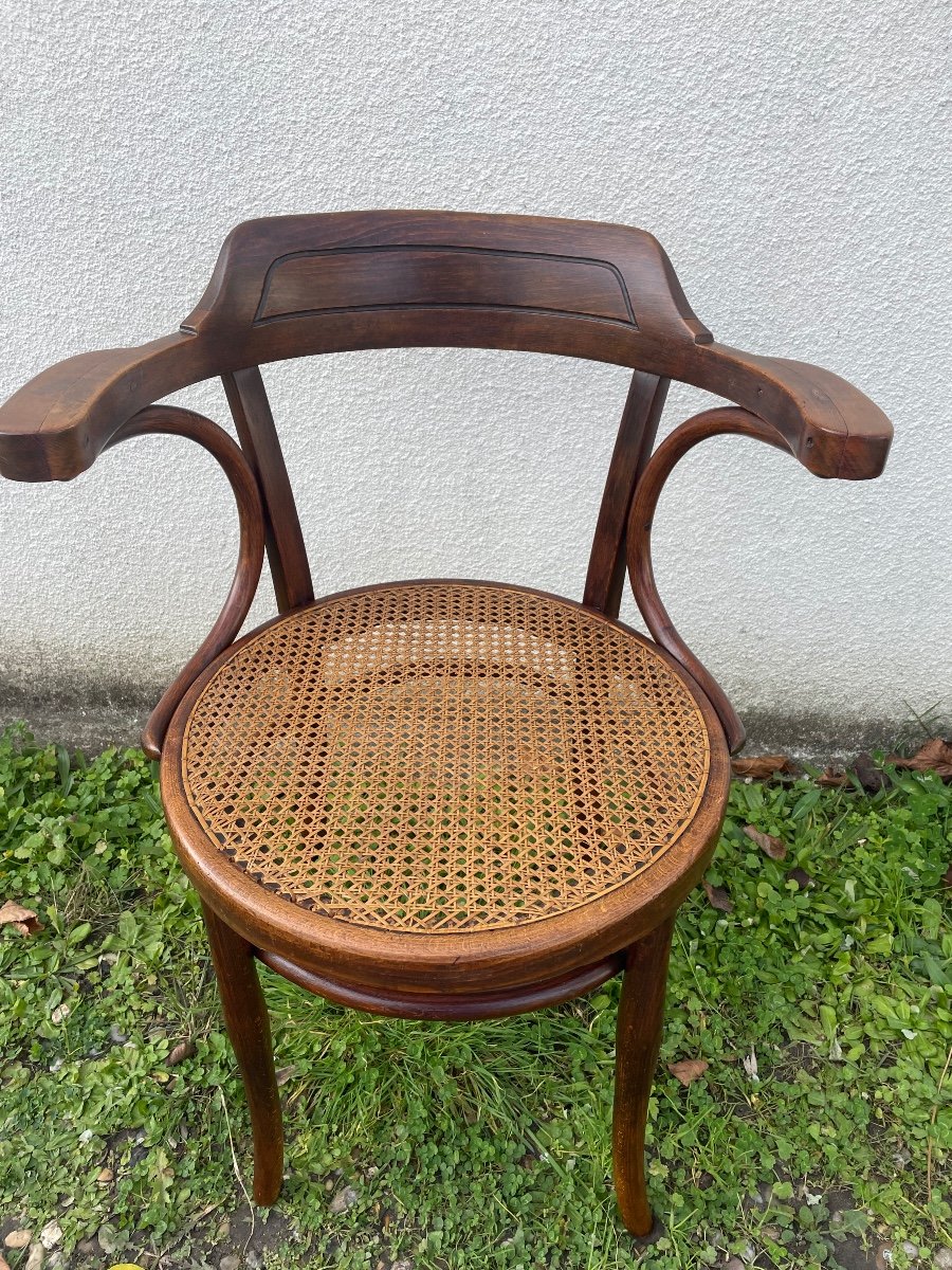 Fauteuil Bistrot En Bois Courbé De Josep Hofmann -photo-2