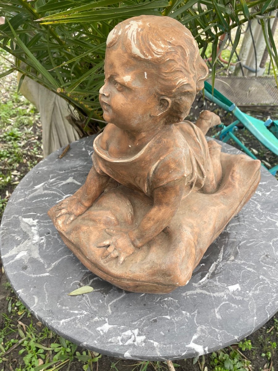 Stomach-lifting Child Sculpture -photo-2