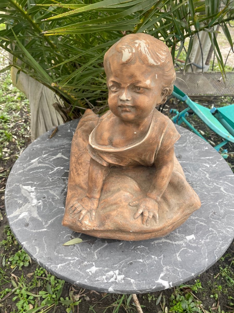 Stomach-lifting Child Sculpture -photo-3