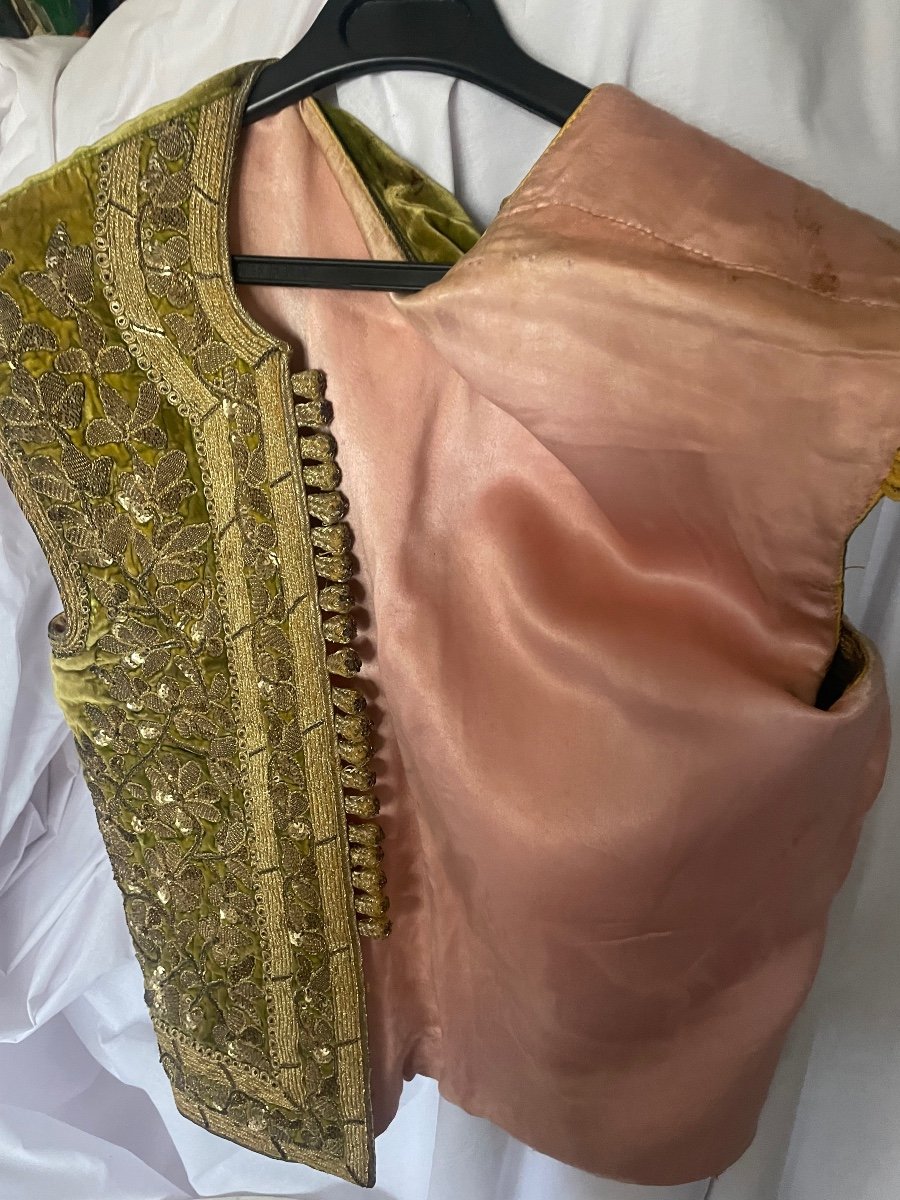 Gold Embroidered Oriental Bolero Vest -photo-4