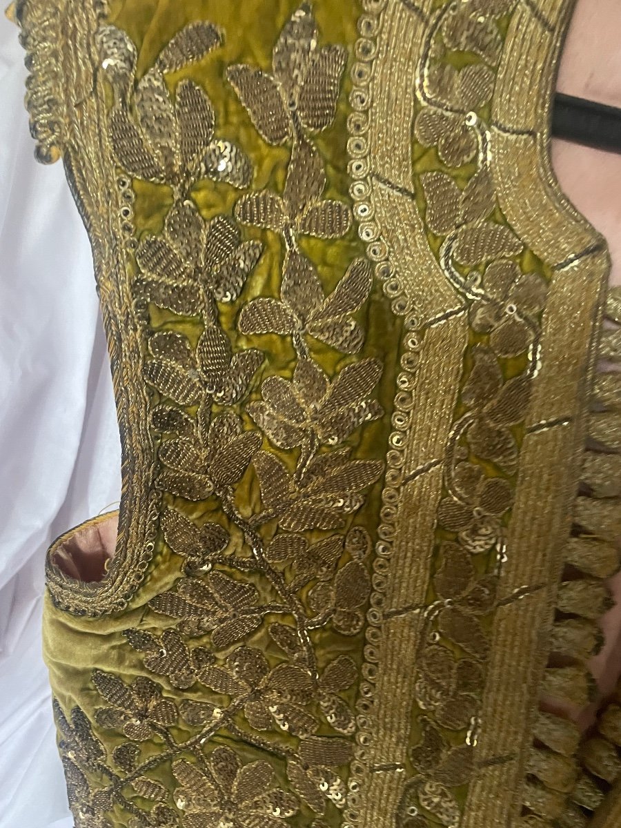 Gold Embroidered Oriental Bolero Vest -photo-4