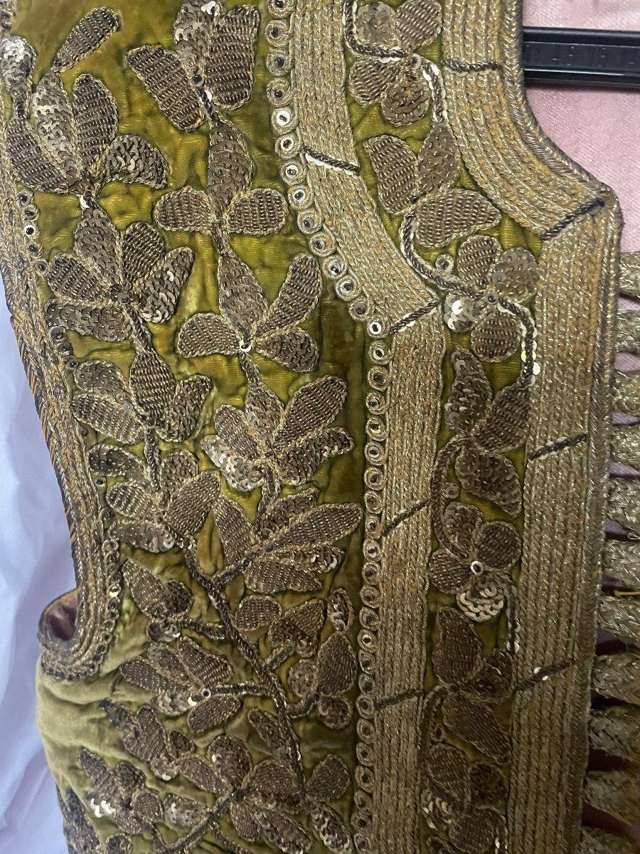 Gold Embroidered Oriental Bolero Vest -photo-8