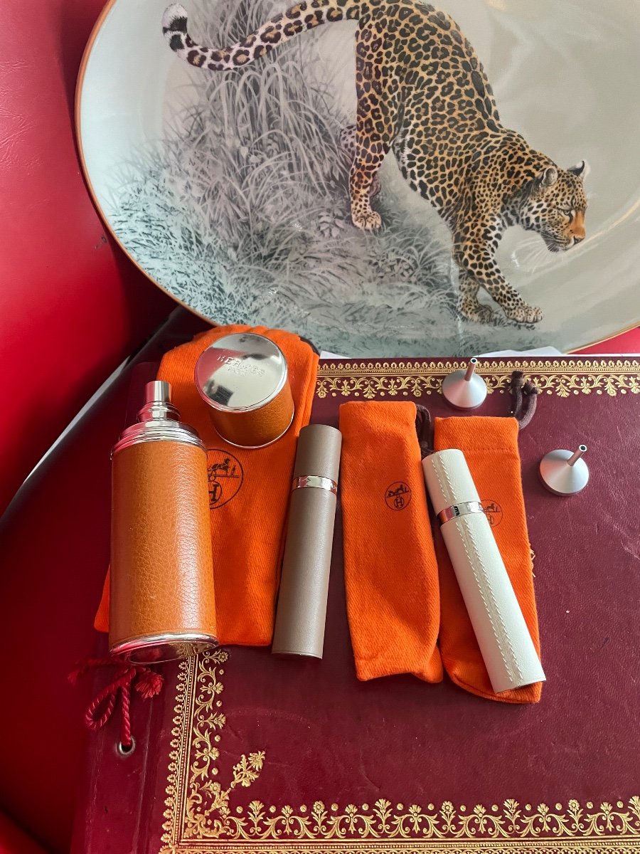 Hermès Porcelain Spray And Plate Set -photo-4