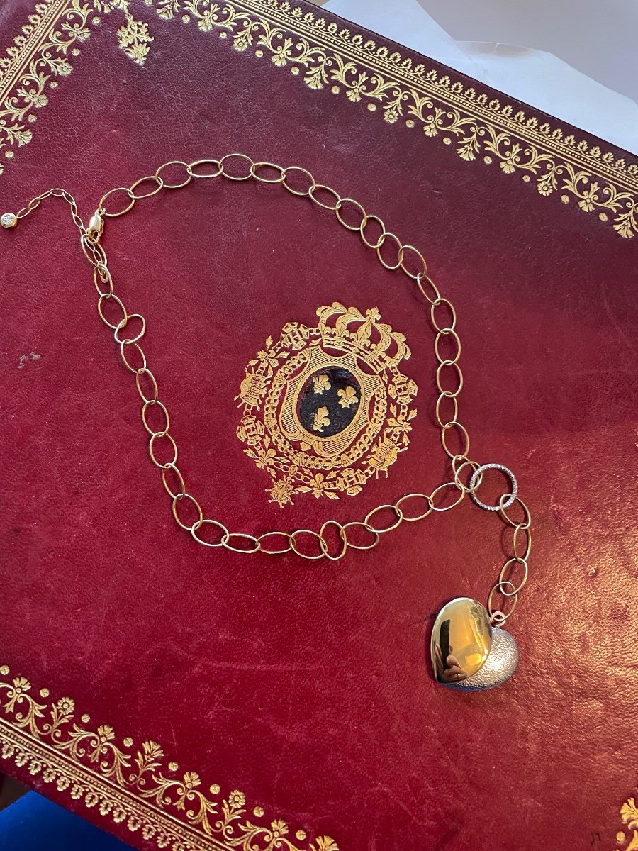 Large Heart And Its Gold Rings Chain -photo-3