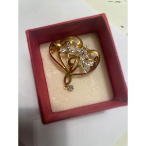 Broche Or Et Roses 