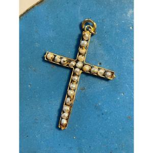 Gold Cross And Fine Pearls XVIII Eme 