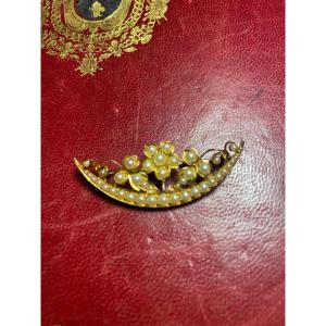 Broche Or Et Perles 