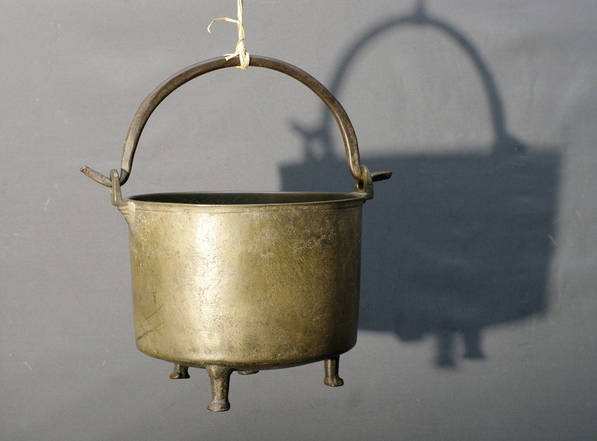 17th Century Bronze Cauldron Pot