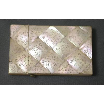 19th Century Tablet Case Or Engraved Mother-of-pearl Ball Notebook