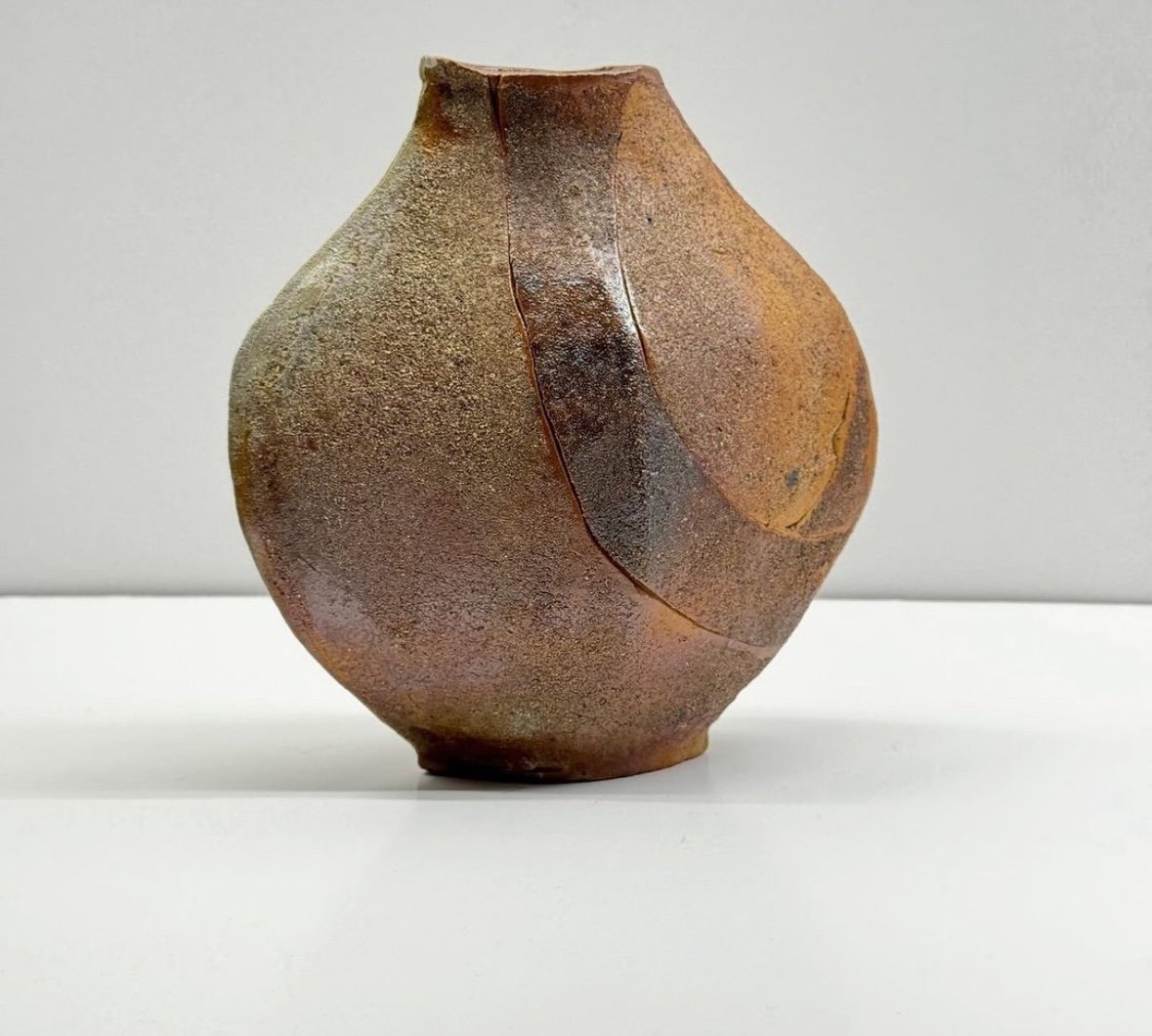 Jacques Laroussinie (né En 1945) Vase En Grès 