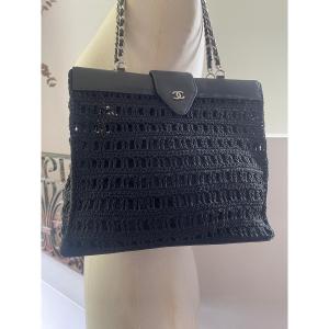Original And Pretty Vintage Chanel Bag In Black Crochet