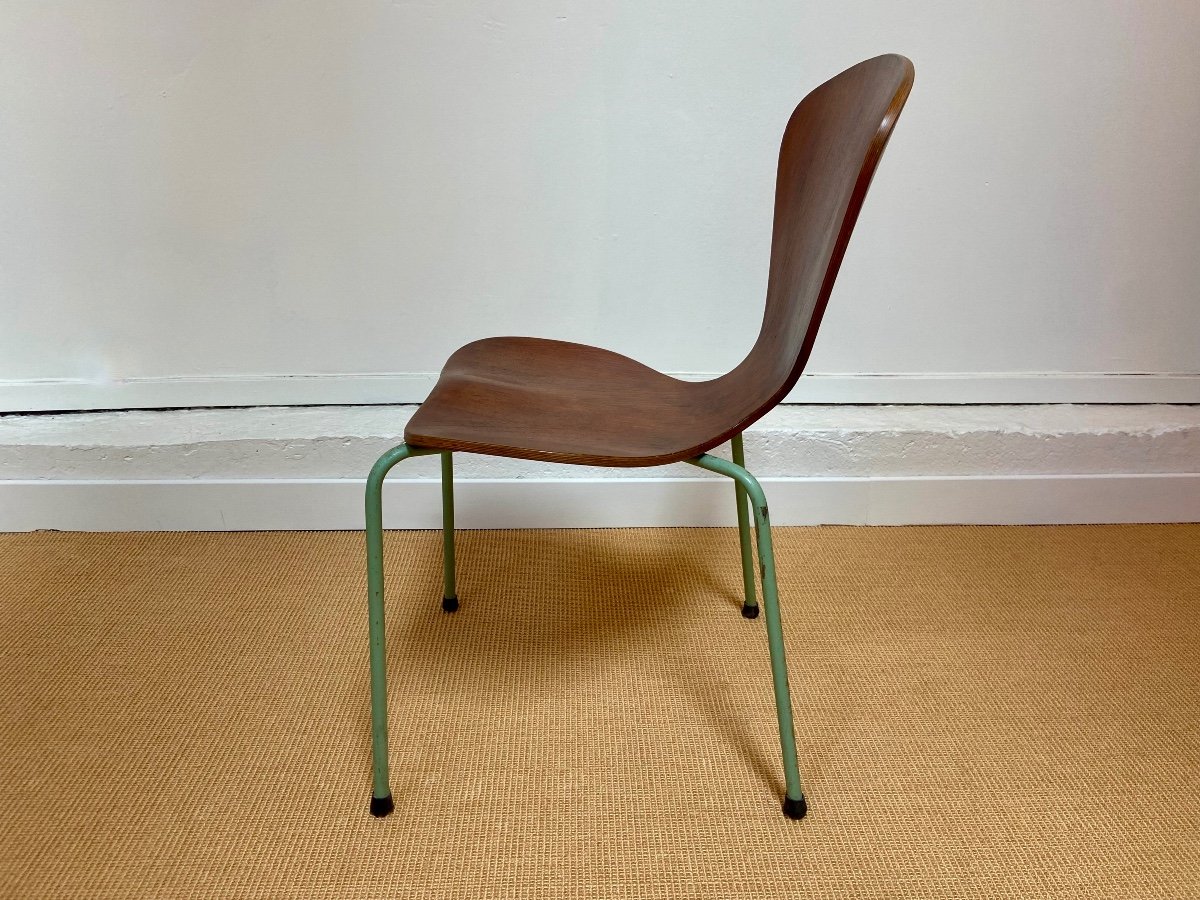 Suite de 6 chaises modèle 3204 par Arne Jacobsen pour Fritz Hansen, Danemark vers 1960.-photo-4