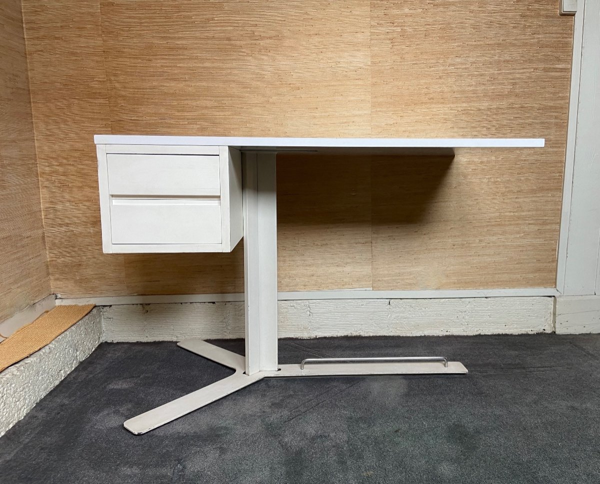 White Melamine Desk Published By Roche&bobois Around 1970.