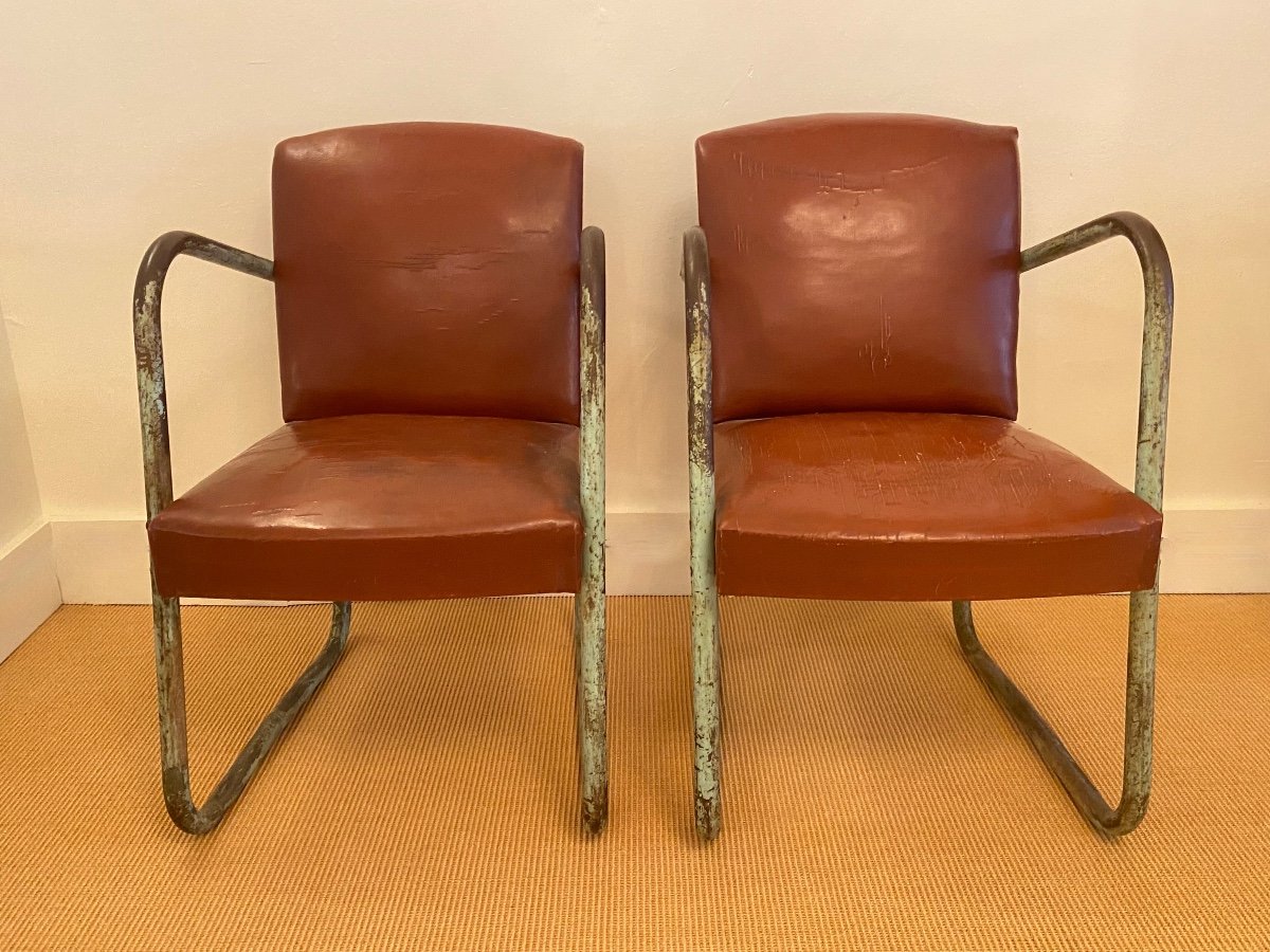 Paire de fauteuils modernistes dans le goût de Marcel Breuer.-photo-2